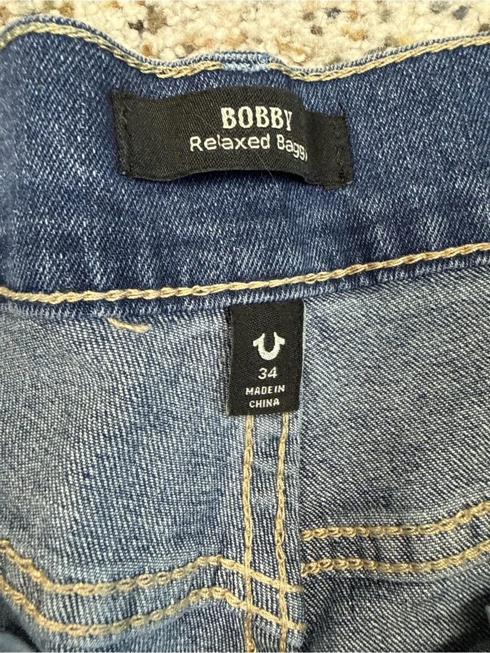 True Religion Bobby Jeans Mens 34 Relaxed Baggy Embroidered Patch Street Denim